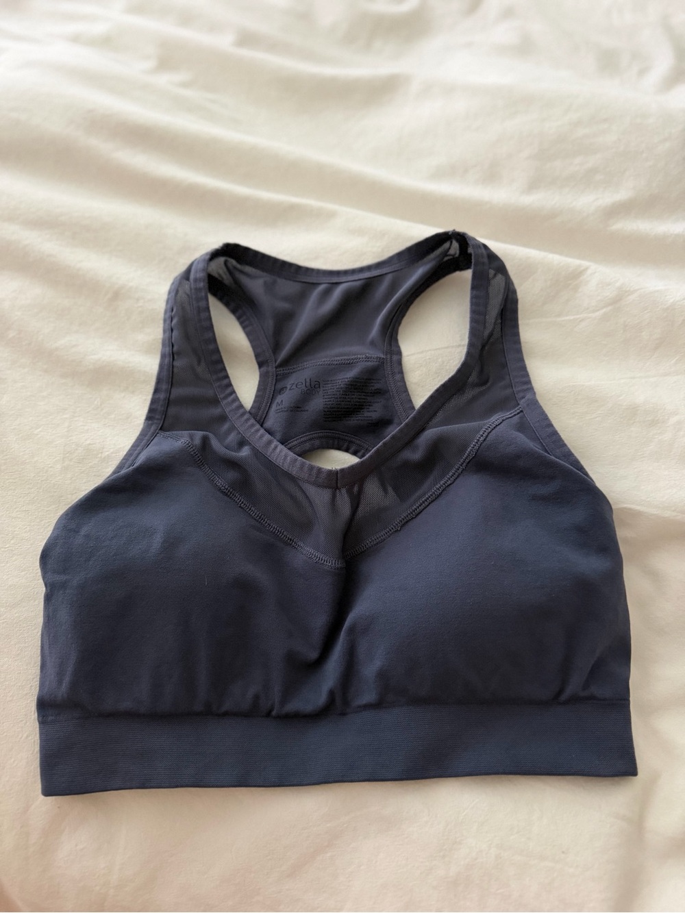 Women’s Zella body sports bra padded size medium